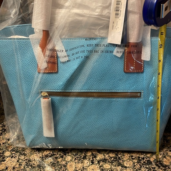 Dooney & Bourke Russel Sky Blue R0567 SB. Retail 398.00 Leather NWT - Picture 3 of 11